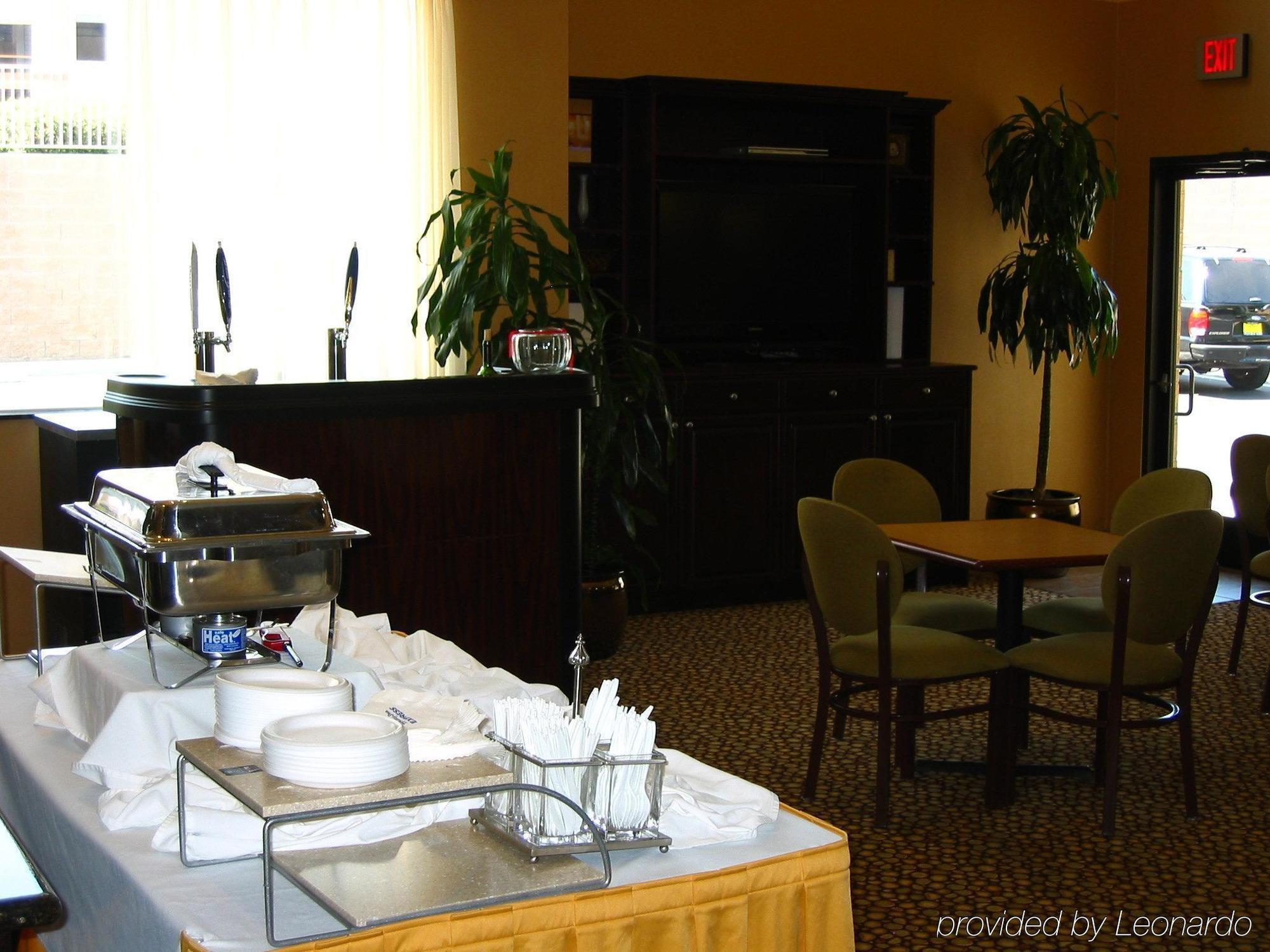 Holiday Inn Express Hotel & Suites Livermore By Ihg Restaurant bilde