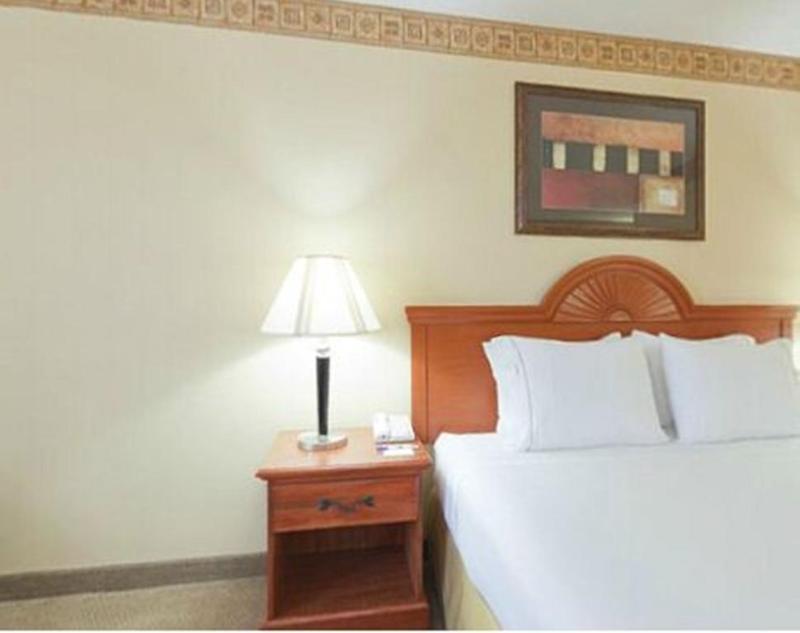 Holiday Inn Express Hotel & Suites Livermore By Ihg Eksteriør bilde
